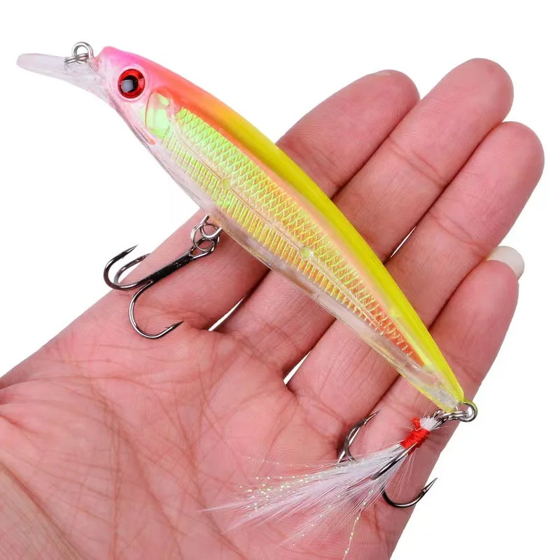 Set de 5 señuelos duros Minnow Aorace con ojos 3D y anzuelos con plumas, 13.3g